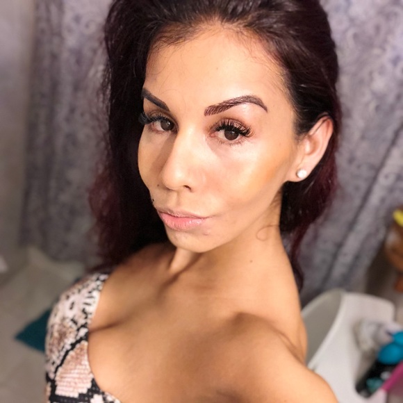 Meet your Posher, Krystal - Picture 1 of 1